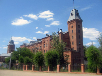 Photograph of the Borel mill in 2006.