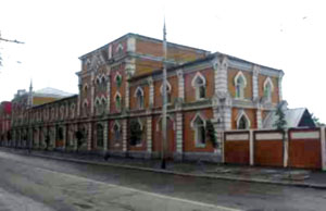 Schmidt Flour and Grain Warehouse in Saratov, 2002. Photography taken by Ken Stugart