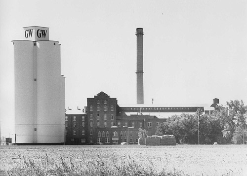 Great Western Sugarbeet Factory in Scottsbluff, Nebraska. Source: Western Sugar Cooperative.