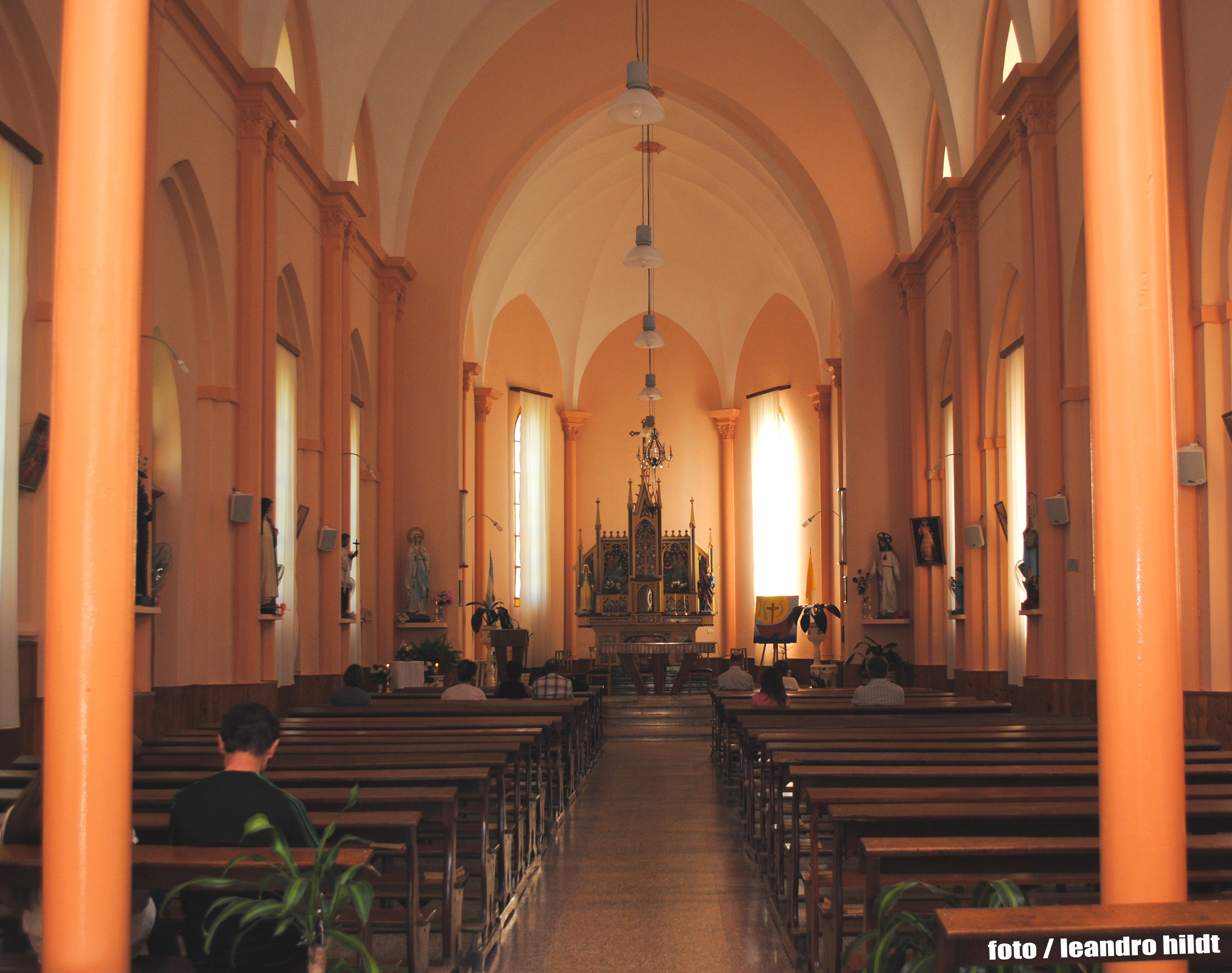 San José Catholic Church interior in Brasilera. Source: Leandro Hildt.