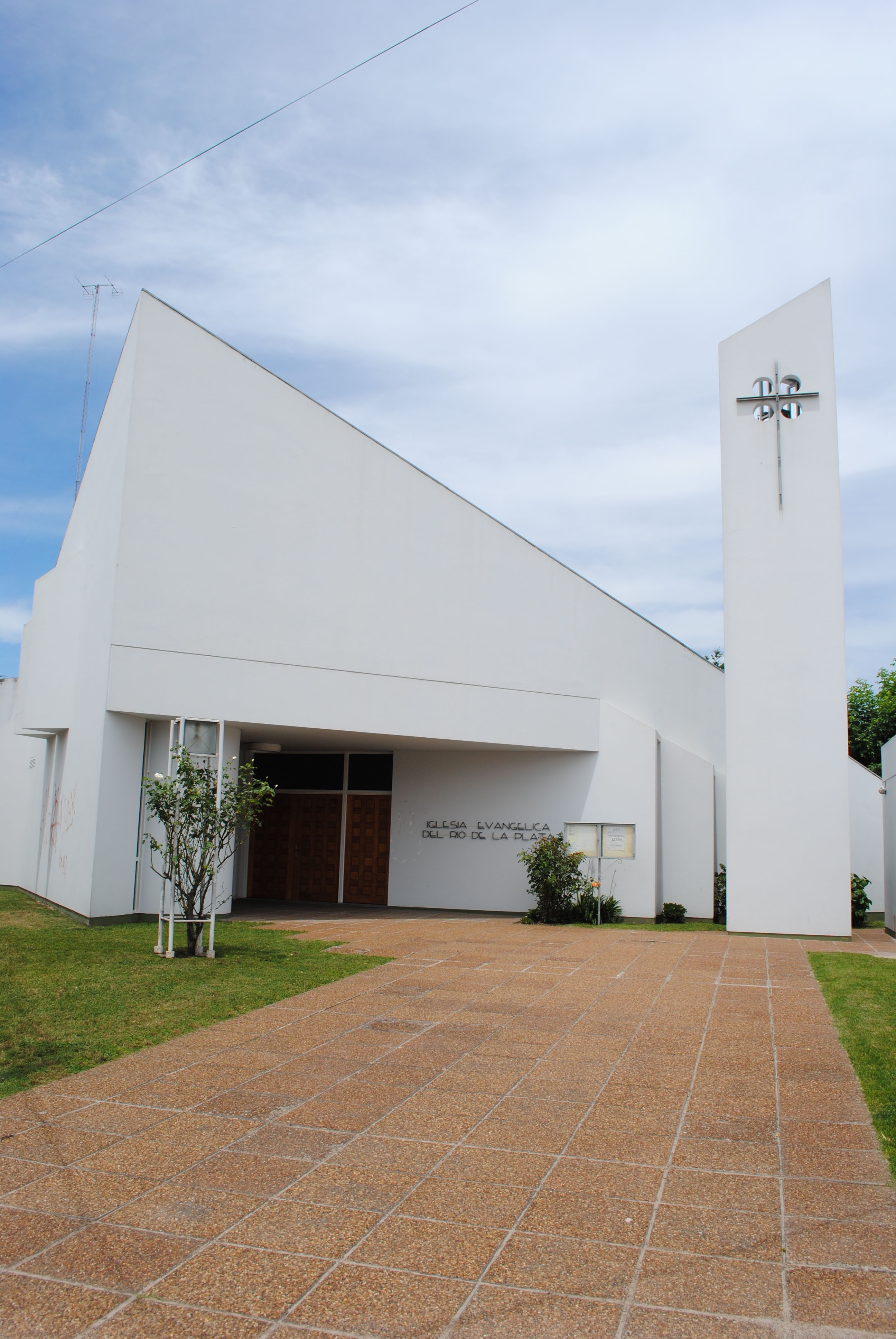 Lutheran Church (IERP) in Gualeguaychú (completed in 1989) Source: Leandro Hildt.