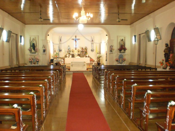 Interior of San Miguel Arcángel Catholic Church. Source: Facebook.