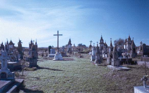 San Francisco Cemetery. Source: Elena Vega Stehle.