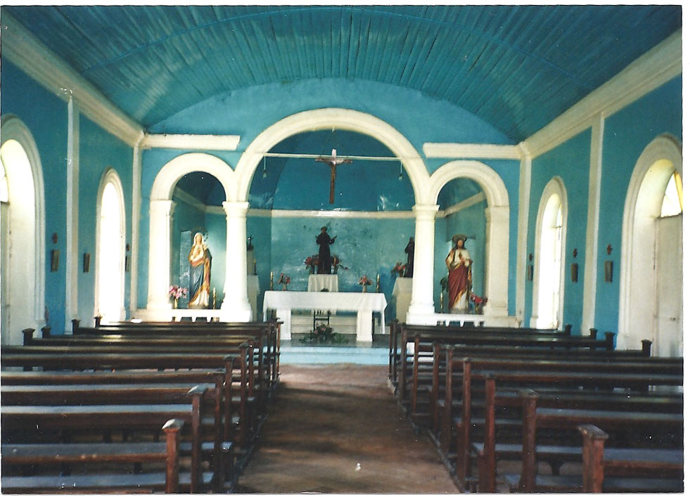 San Francisco Church interior (2006). Photo courtesy of Frank Jacobs.