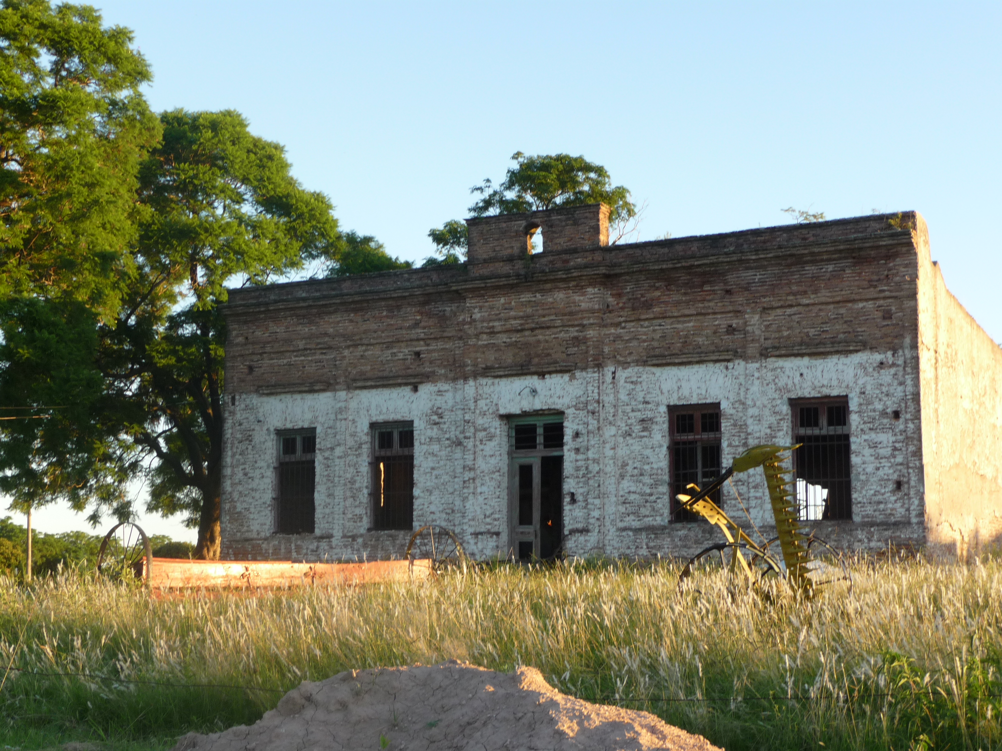 Old Elementary School in Spatzenkutter. Source: Oscar Herrlein.