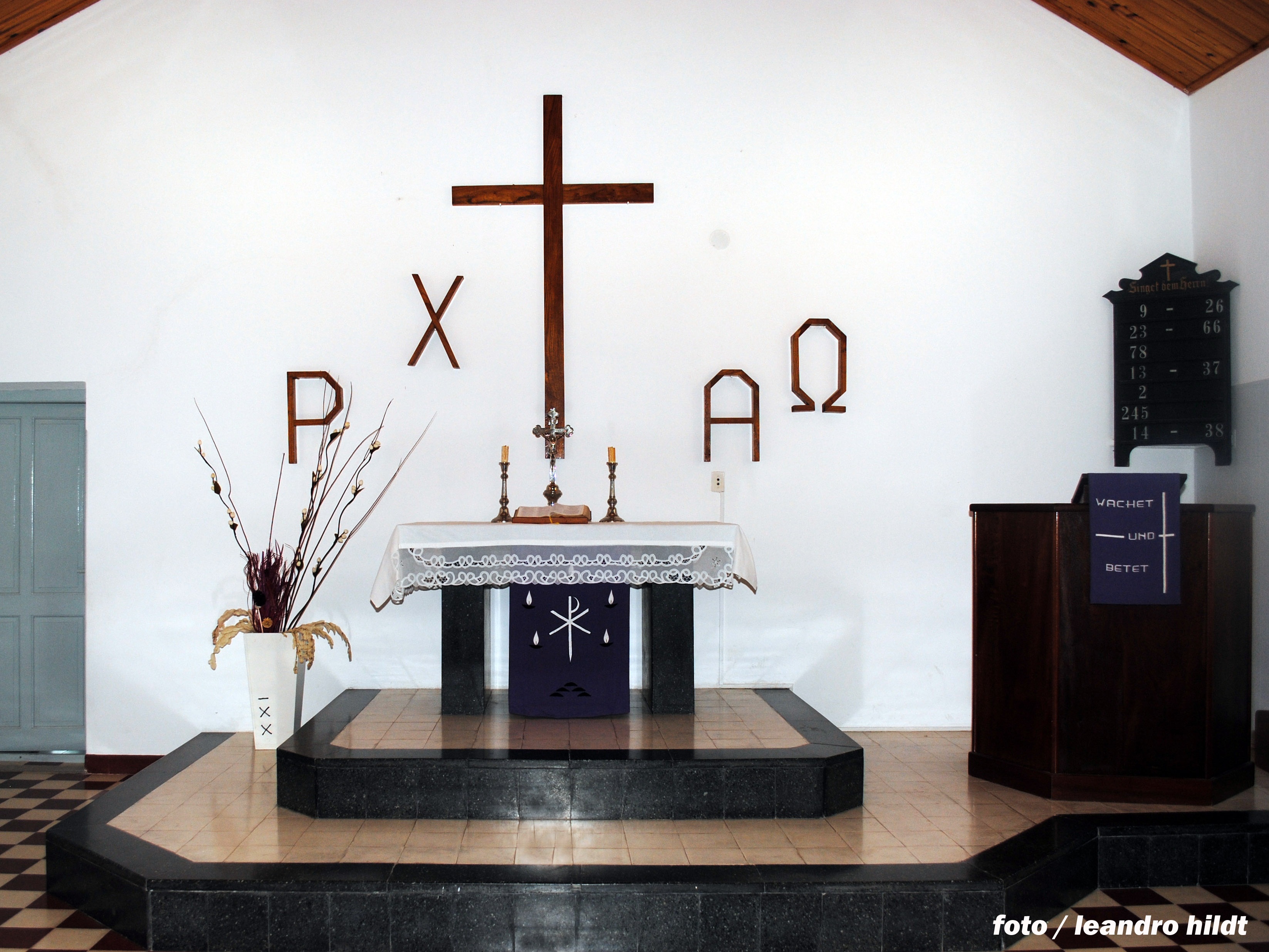 Interior of the Church in Lucas González. Source: Leandro Hildt.