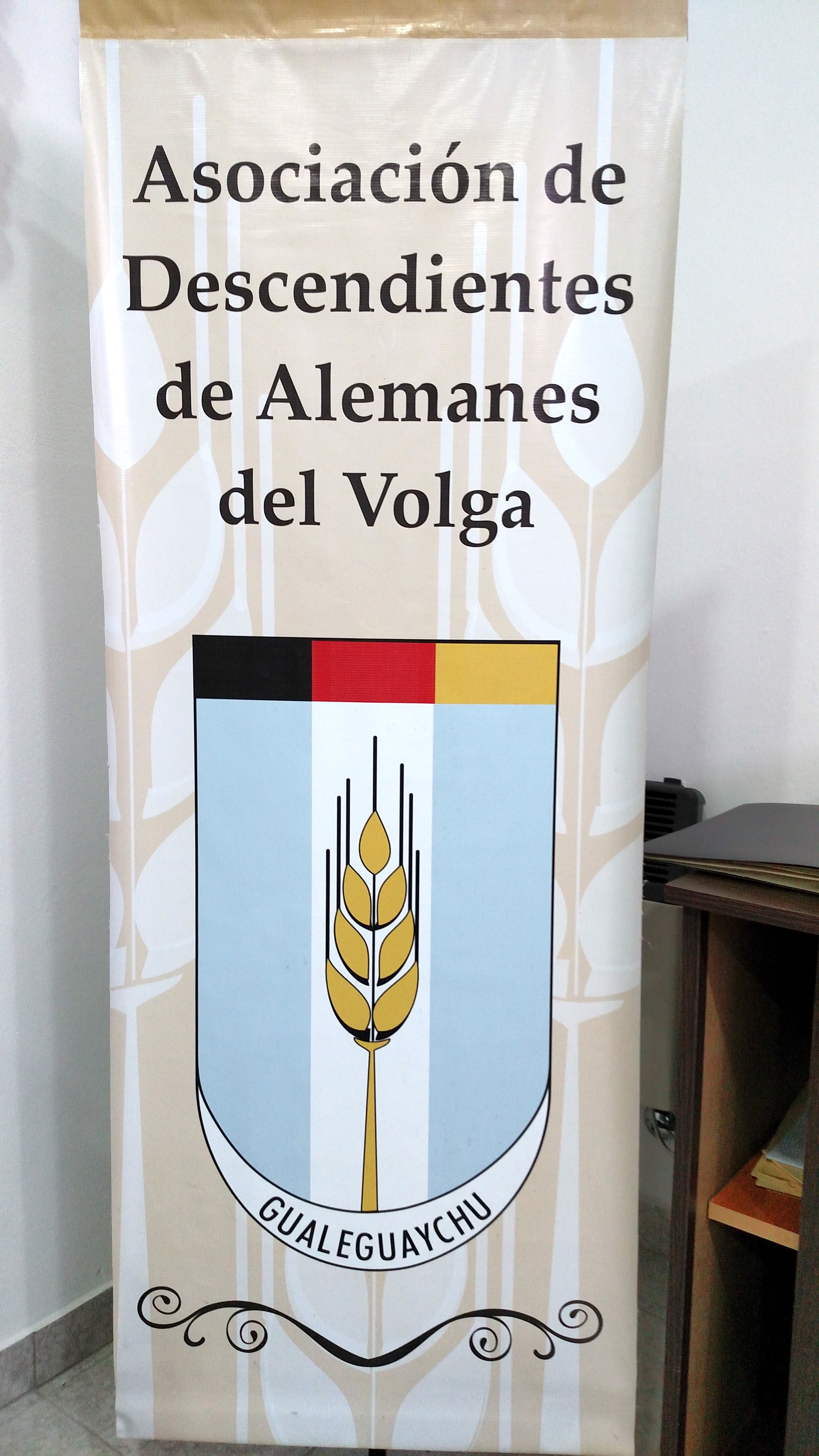 Banner of the Association of the Descendants of Volga Germans. Source: Valerie Miller. 