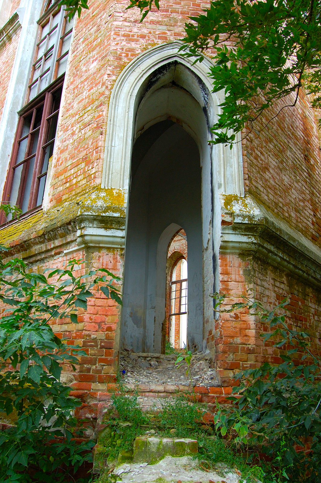 Possibly the entrance to the priests study in the church in Kamenka. Source: Steve Schreiber (2006).