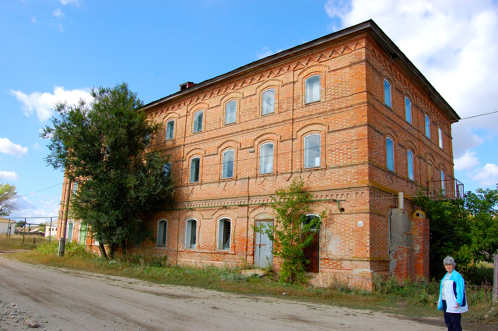 School and Prayer house in Huck built in 1890. Source: Steve Schreiber (2006).