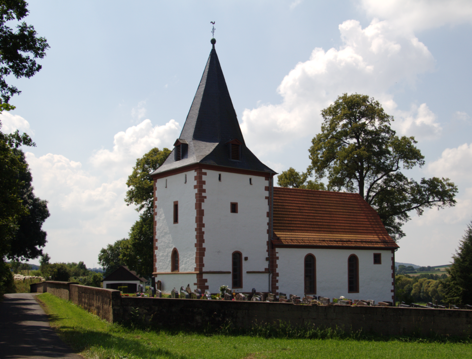 St. Nicolaus Church, Kirchbracht, posted to Wikimedia Commons by UuMUfQ, CC BY-SA 3.0, https://commons.wikimedia.org/w/index.php?curid=34653967