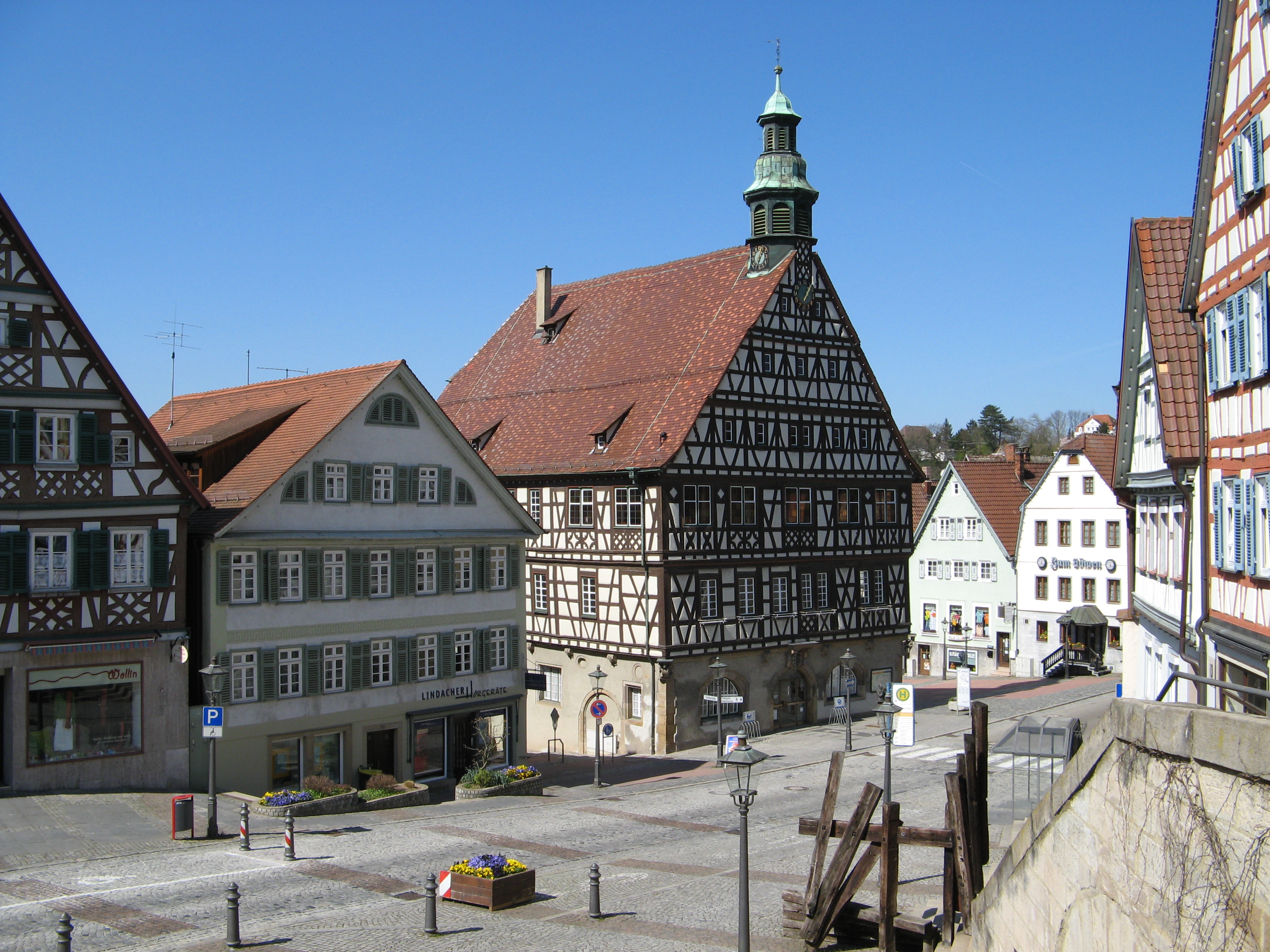 Backnung market street and city hall. Source: Wikipedia.