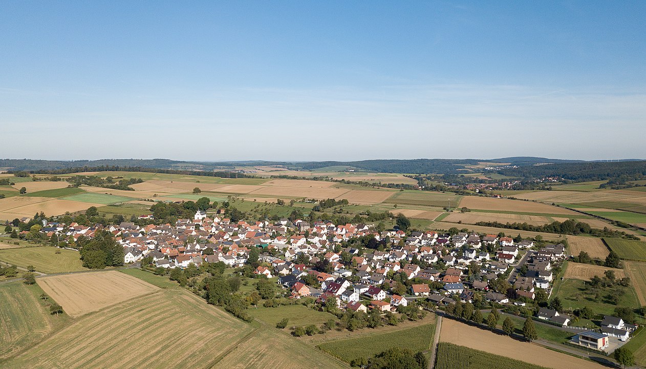 View of Büdingen-Rohrbach - By Foto: Sven Teschke, CC BY-SA 3.0 de, https://commons.wikimedia.org/w/index.php?curid=83094212