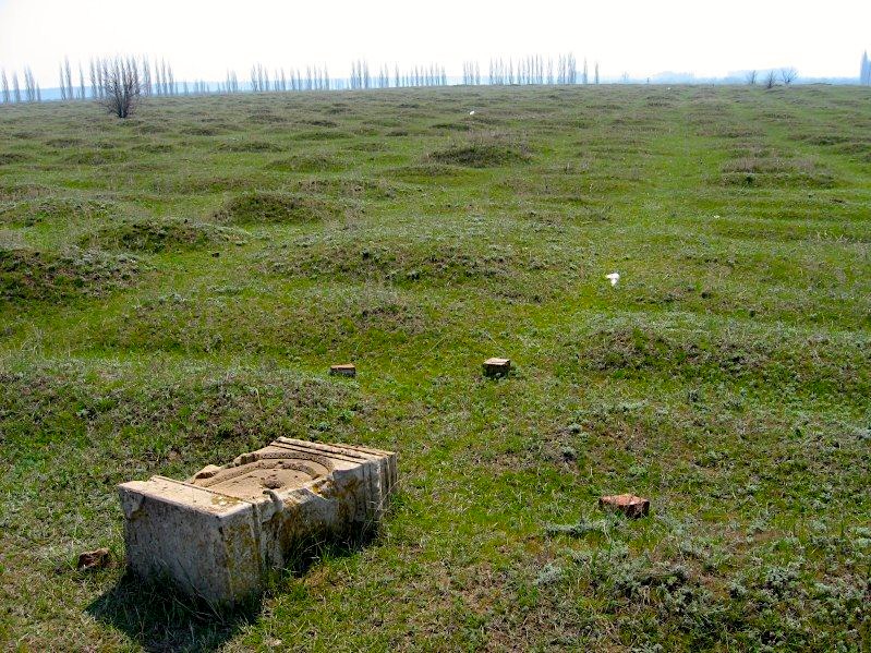 Warenburg old German cemetery. Source unknown.