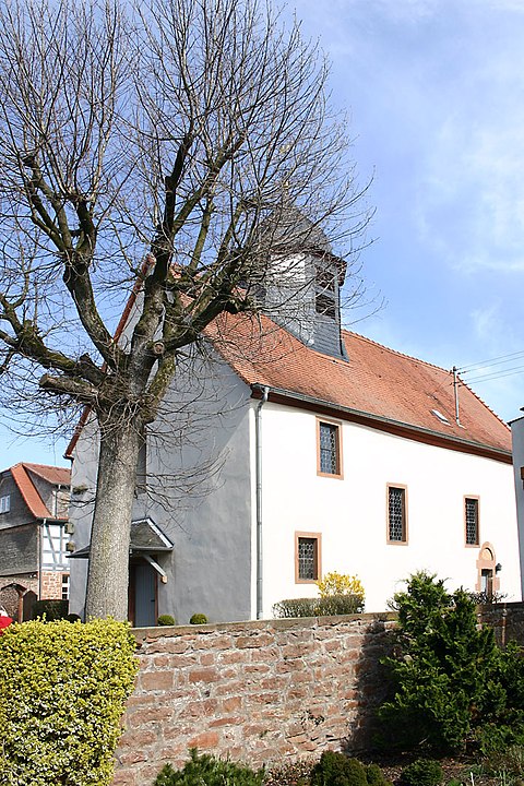 Church in Wolf - Von Sven Teschke - Eigenes Werk, GFDL 1.2, https://commons.wikimedia.org/w/index.php?curid=3802599