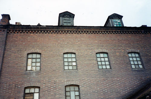 Brabander flour mill (2001). Source: Steve Schreiber.