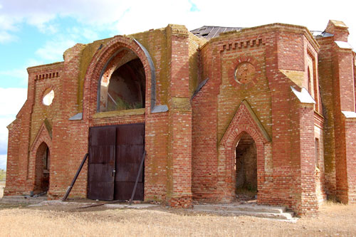 Front entrance of the Marienberg Church in 2006. Source: Steve Schreiber.