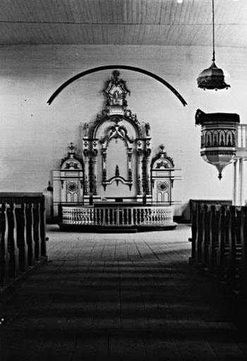 Norka Church interior.