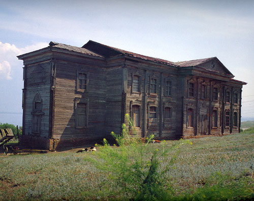 Ruins of the Schilling Lutheran Church. The building has been subsequently torn down.