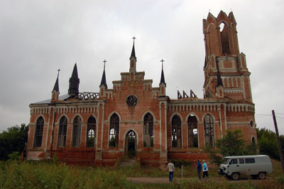 St. Mary's Catholic Church Kamenka, Russia. Source: Steve Schreiber (2006).
