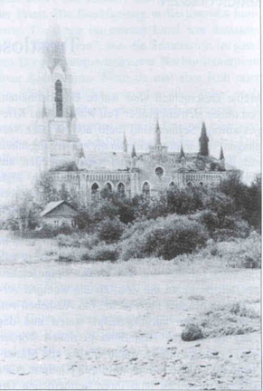St. Mary's Catholic Church Kamenka, Russia (1979) Source: Heimatbuch der Deutschen aus Russland, 1996.